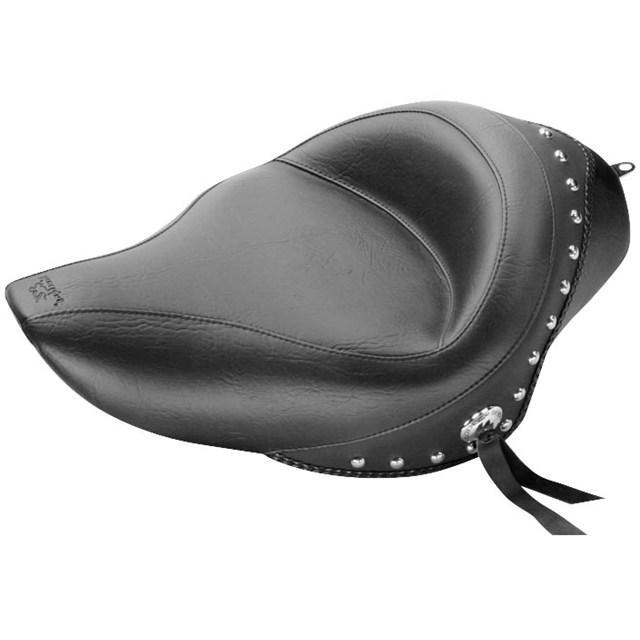 Wide Solo Seat - Studded