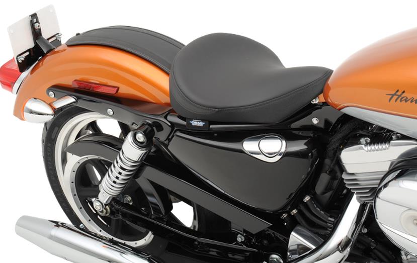 Bobber Style Low Solo Seat - Smooth