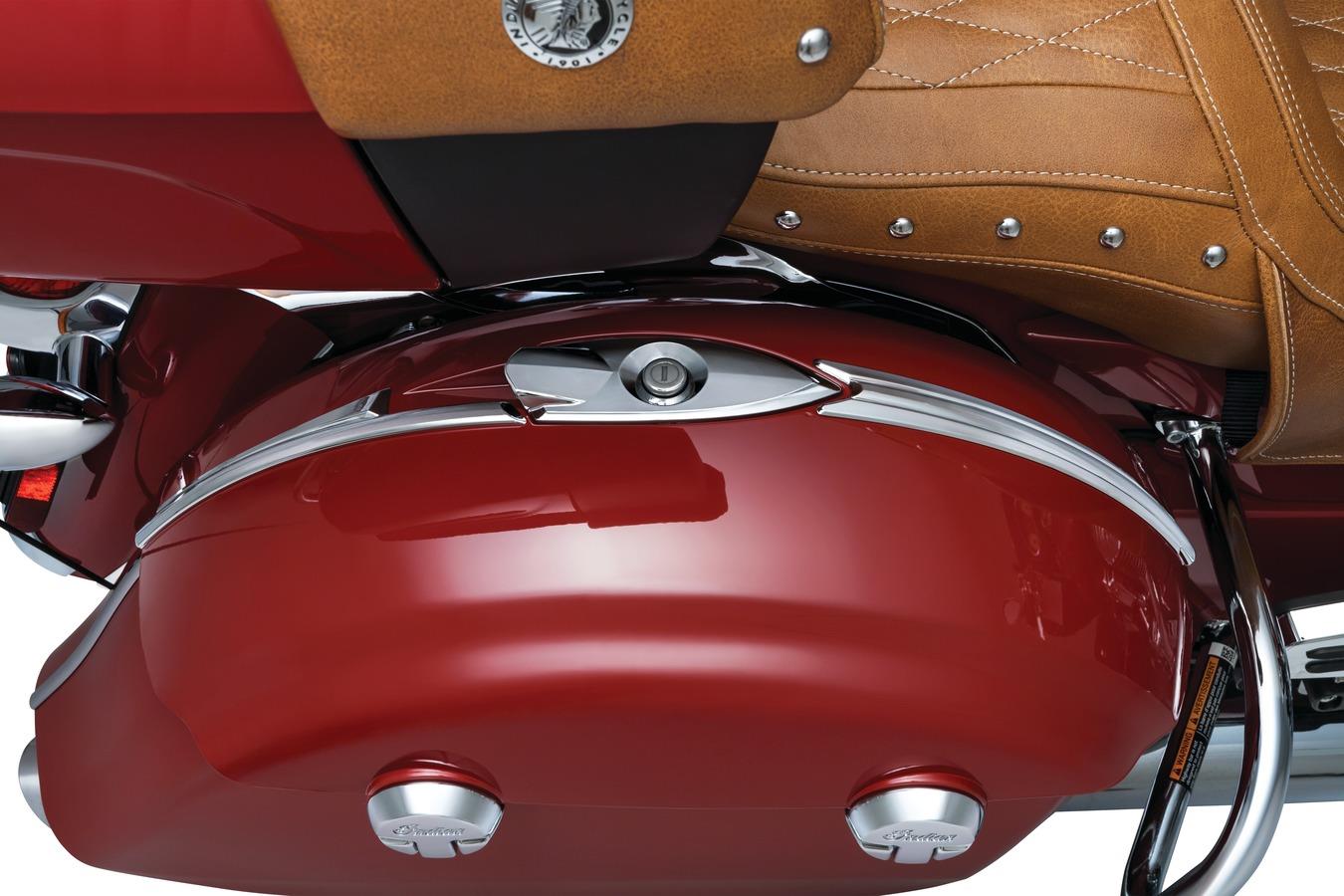 Saddlebag Top Trim