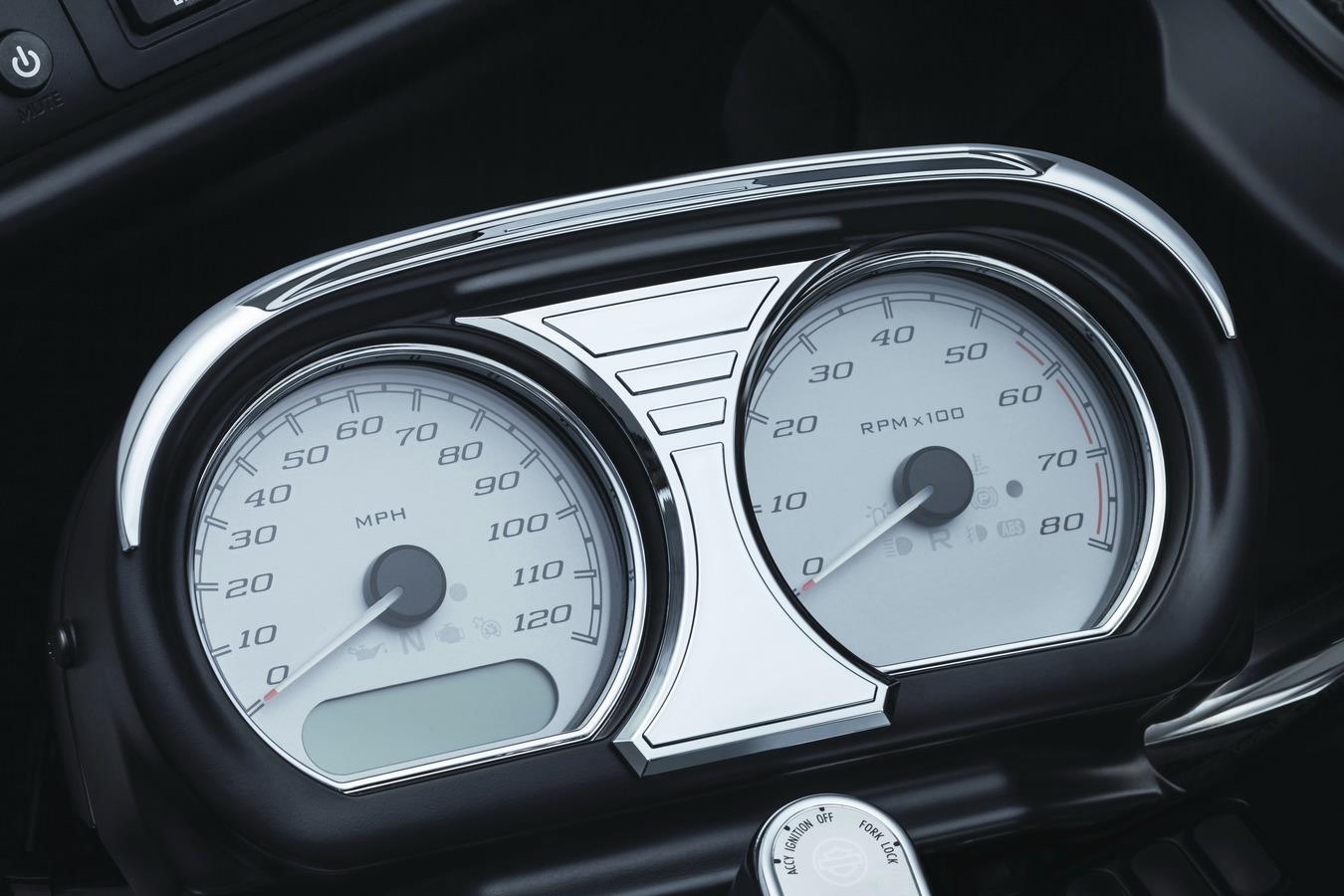 Tri-Line Speedo and Tack Accents - Chrome