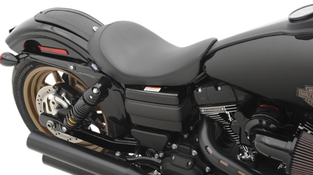 Low Solo Seat - Faux Carbon Fiber