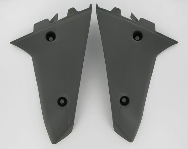 Lower Radiator Covers - Black