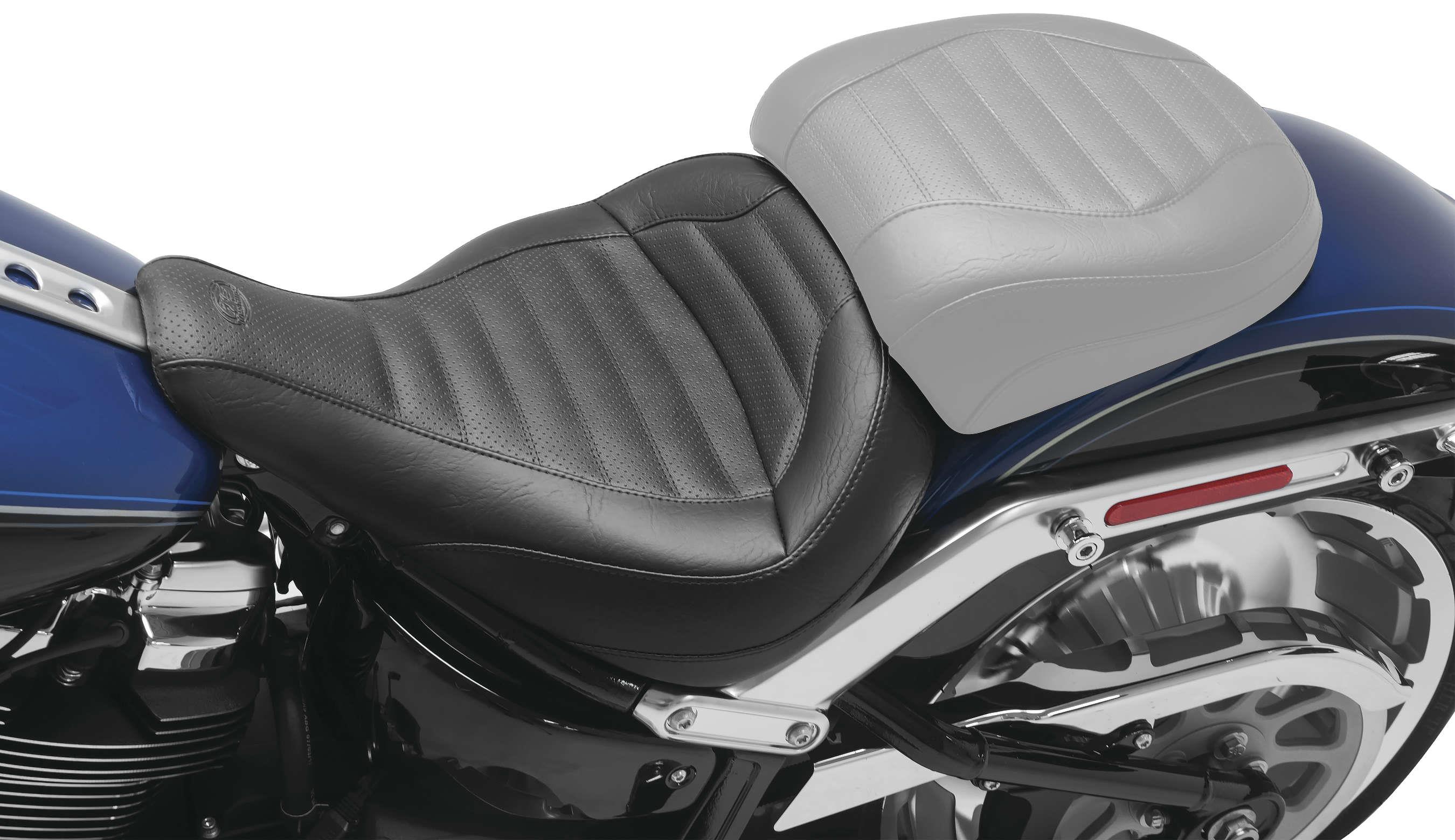 Standard Touring Seat - Tuck and Roll Stitch - Black