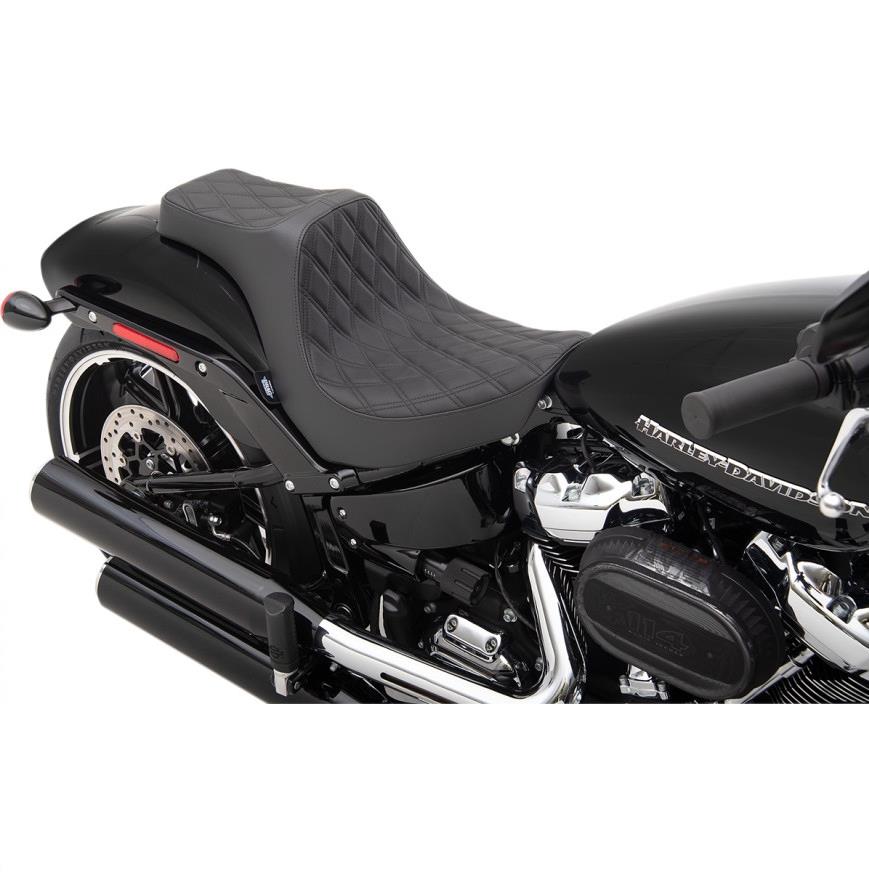 Predator III Seat - Double Diamond - Black Thread