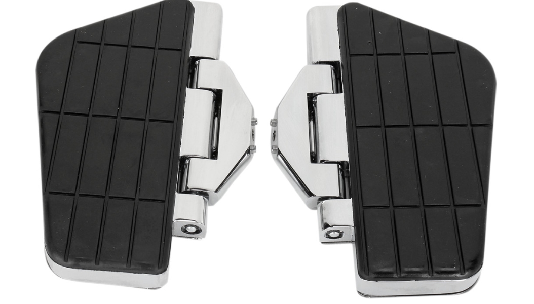 Offset Engine Guard Cruise Board - Chrome