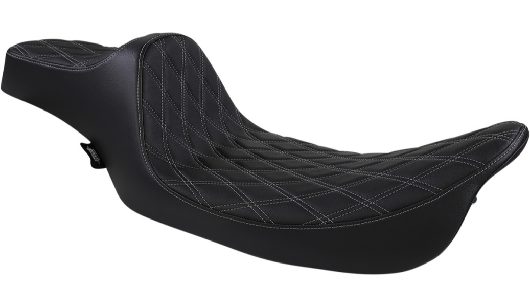 Extended Reach Predator III Seat - Double Diamond, Silver Thread