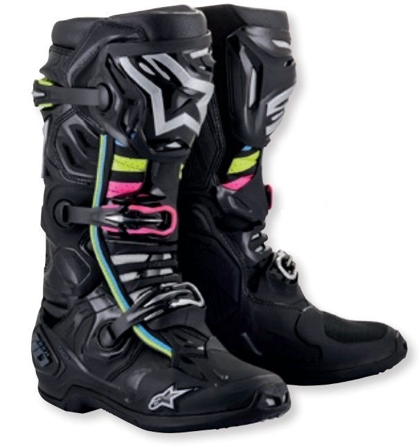 Tech 10 Supervented Boots