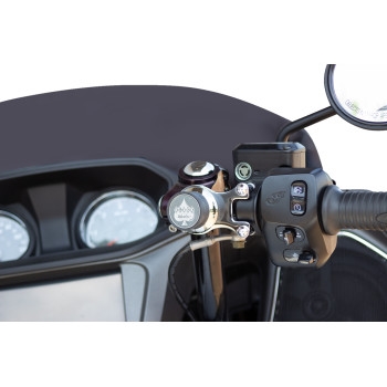 iOmounts Device Horizontal Mount - Chrome