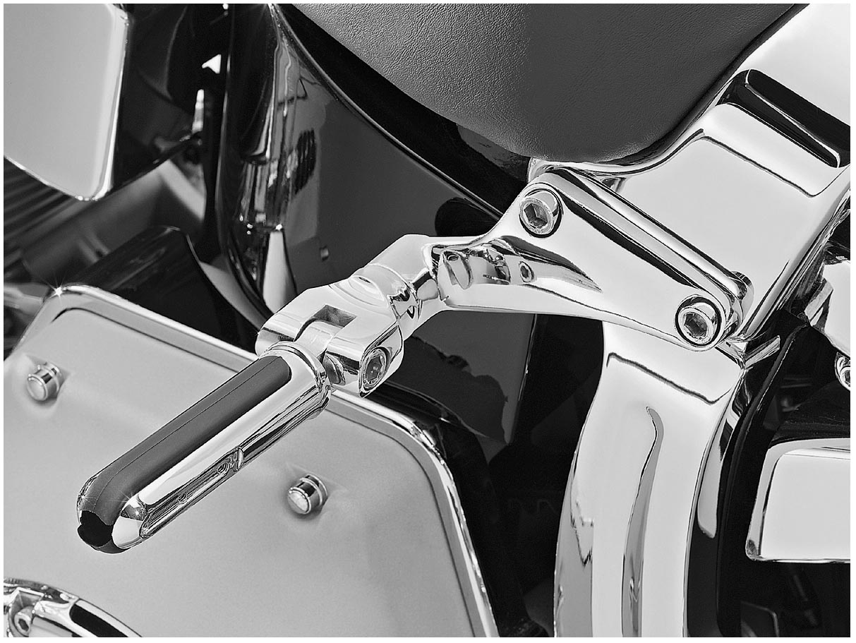 Underseat Passenger Peg Mounts