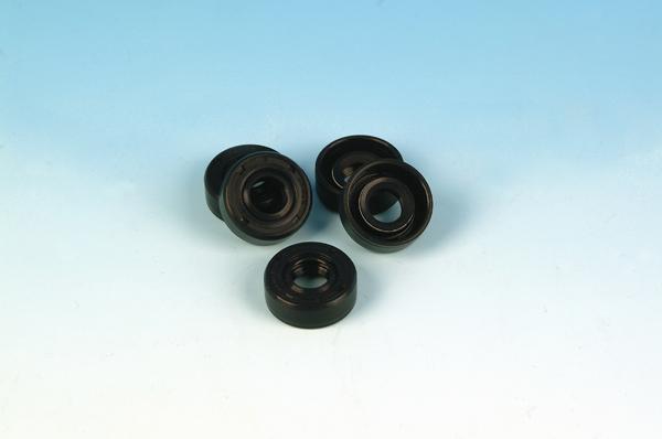 Clutch Hub Nut Oil Seal