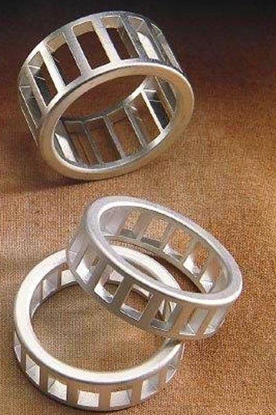 Rod Bearing Retainers